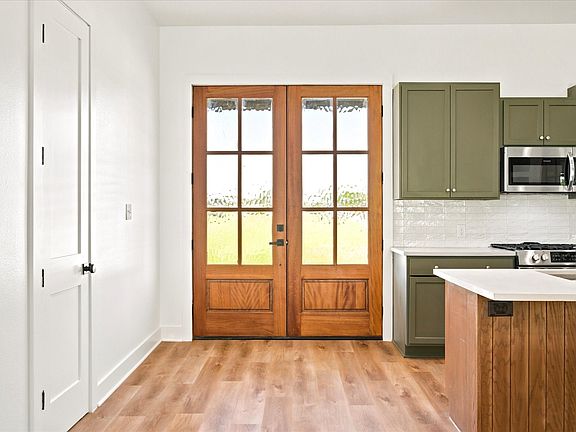5th image of 4593 County Road 2624