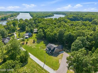 1144 Covenant Cove Ln, Bath Springs, TN 38311