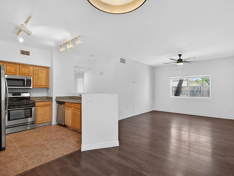 9303 Gilcrease Ave #1208 — Photo 8