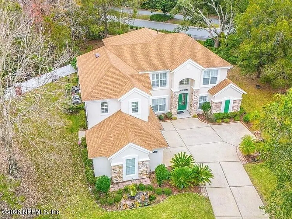 9902 Windwater Ct