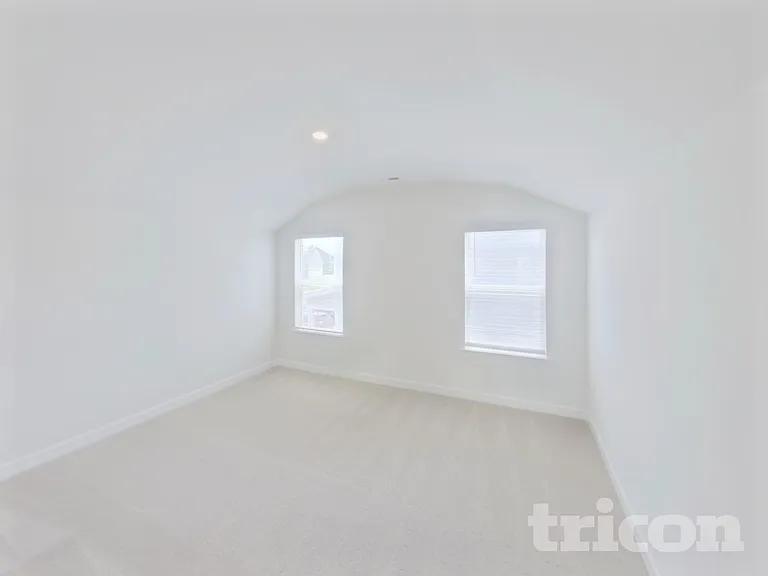 2402 Valverde Way — Photo 12