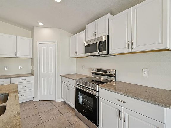 4th image of 15709 Demory Point Pl