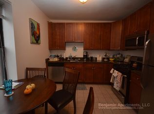 878 Huntington Ave APT 1, Boston, MA 02115