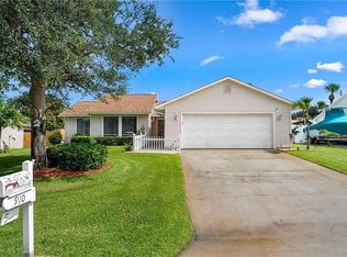910 4th Ln, Vero Beach, FL 32962