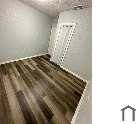 1823 E 24th St — Photo 25