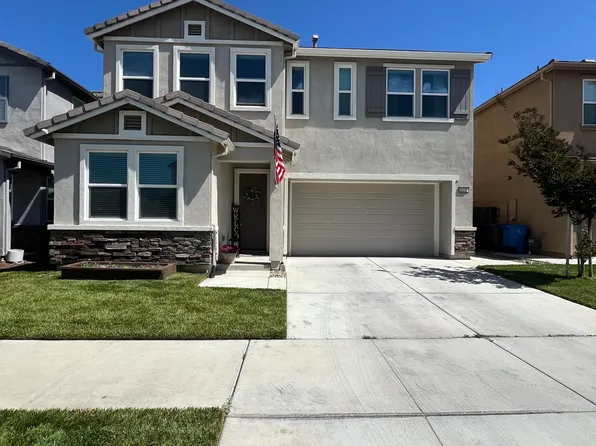 1270 Marille Ln, Hollister, CA 95023