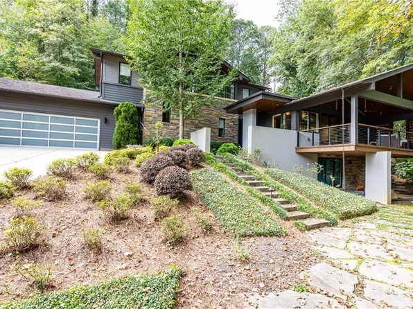 5270 Mount Vernon Pkwy, Sandy Springs, GA 30327