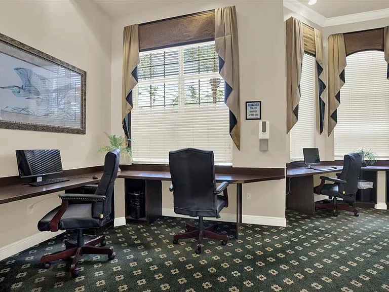 10201 Courtney Palms Blvd #304 — Photo 42