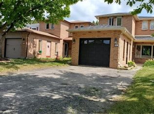 111 Garden Dr, Barrie, ON L4N 5T9