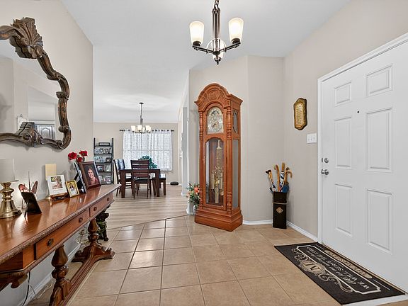3rd image of 1007 Seminole Ln