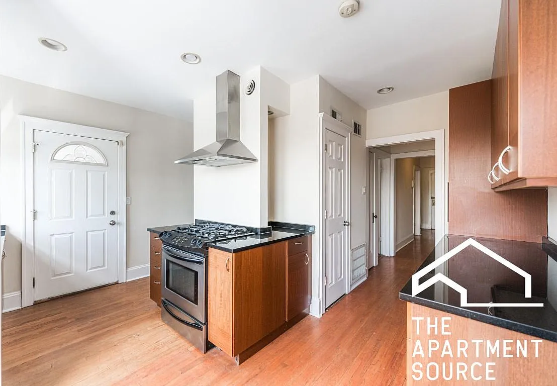 4005 West Nelson Street #5C — Photo 3