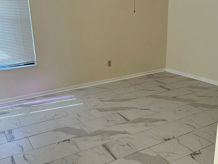 3872 Vine Trl #D — Photo 6