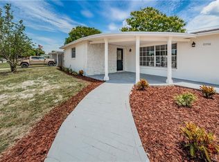 10916 Hillcrest Ave, Port Richey, FL 34668
