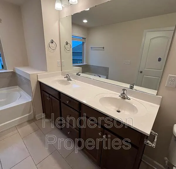 9254 Glenburn Ln — Photo 15