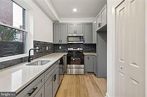 2nd image of 1214 S 15th St Floor 2