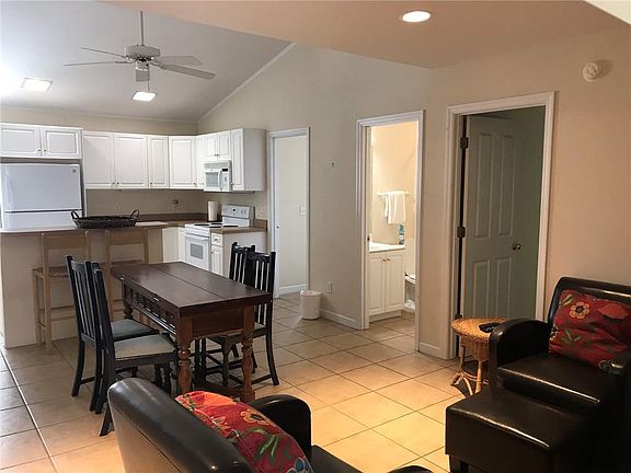 3rd image of 126 Follins Ln
