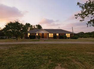 242 Tulum Ln, China Spring, TX 76633