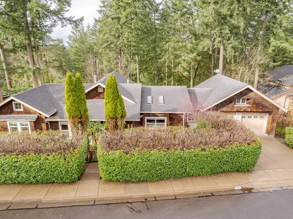 3520 Spring Blvd, Eugene, OR 97405