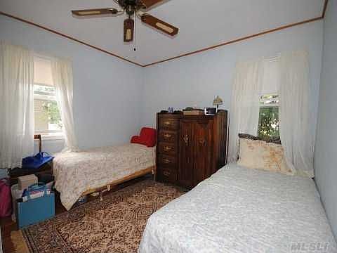 4th image of 376 Ocean Ave