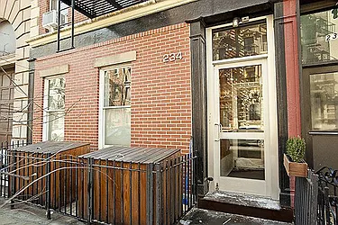 Rented by Nest Seekers International