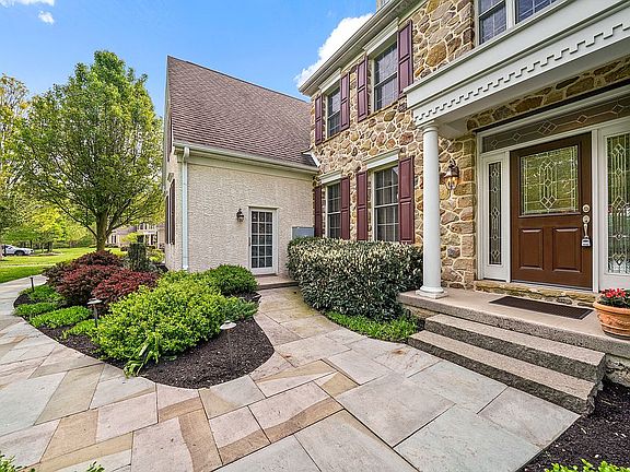 Slate Pathways & Field Stone