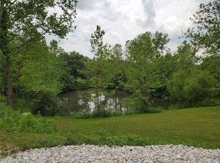 8095 Lost Bridge Rd, Bethalto, IL 62010