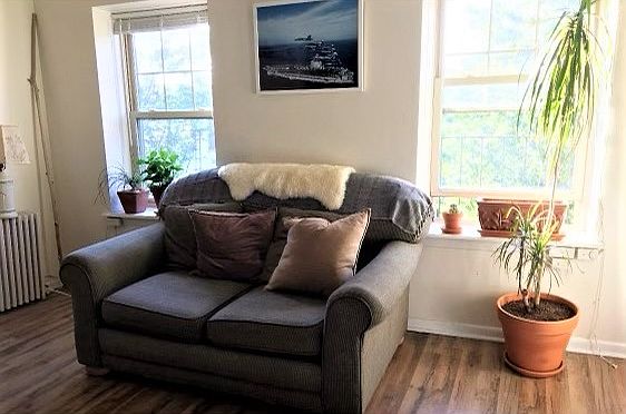 4th image of 476 Henry St APT 3