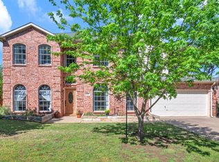 2401 Blair Ct, Grapevine, TX 76051