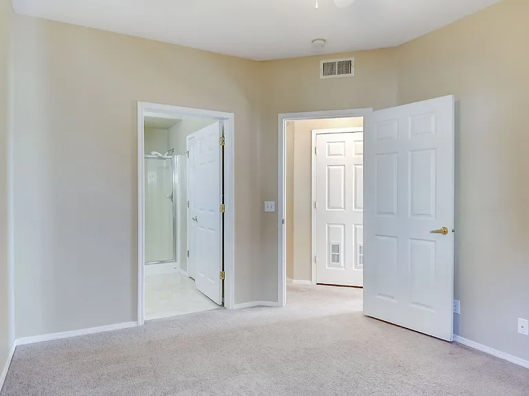 3855 Strawberry Field Grv #D — Photo 11