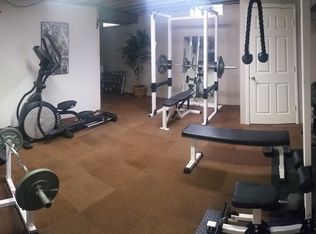 3834 Crestmoor Pl, Des Moines, IA 50310