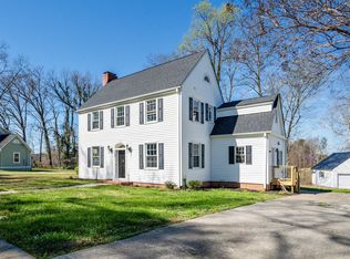 1869 Executive Ln, Roxboro, NC 27573