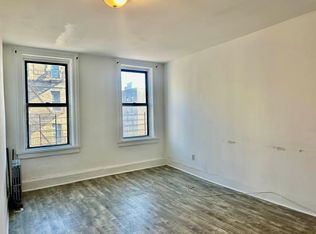 2298 Creston Ave #3B, Bronx, NY 10468