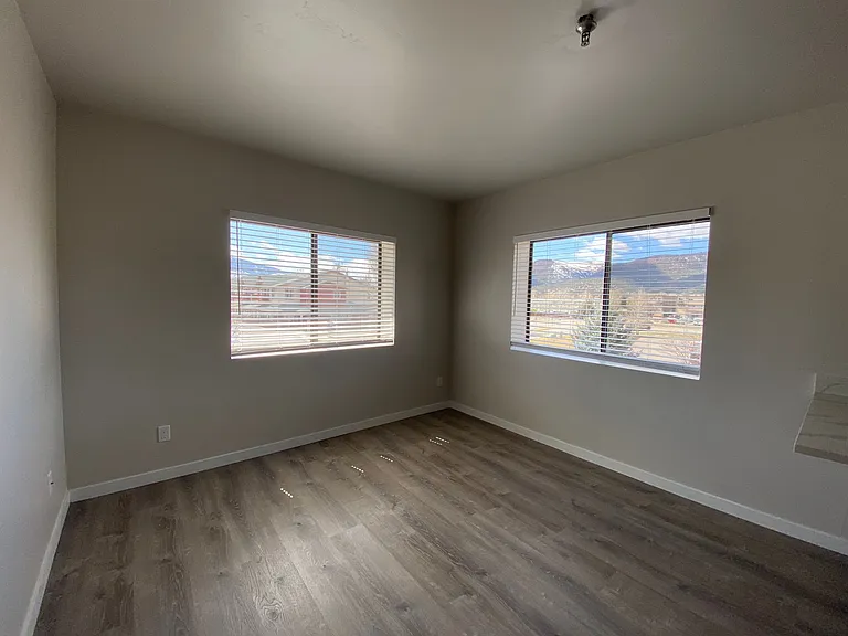 620 Red Table Dr — Photo 6