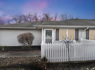 4373 Greystone Village Dr #15B, Columbus, OH 43228