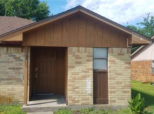 2355 N Earl Rudder Fwy, Bryan, TX 77803