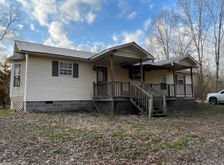 265 Freeman Hill Rd, Leoma, TN 38468
