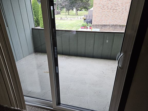 4th image of 581 31st St SW APT 2E