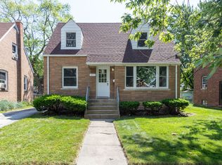 8817 S Utica Ave, Evergreen Park, IL