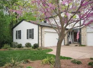 1535 Walpole Dr, Chesterfield, MO