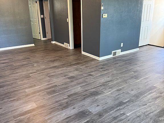 4th image of 3951 Buell Ave #1/2