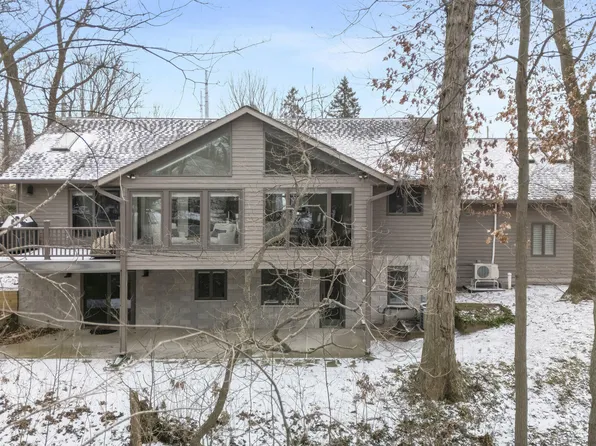 309 S Thompson St, New Buffalo, MI 49117