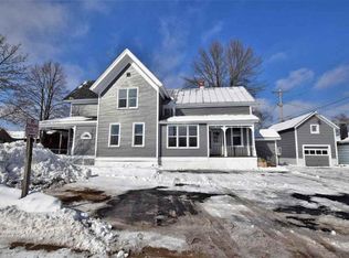204 N Main St #3, Oconto Falls, WI 54154