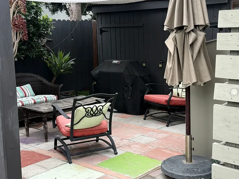 6254 Agnes Ave — Photo 5
