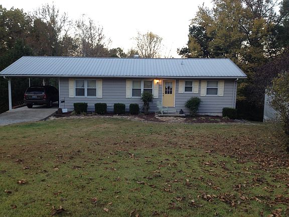 5th image of 128 Tanglewood Dr