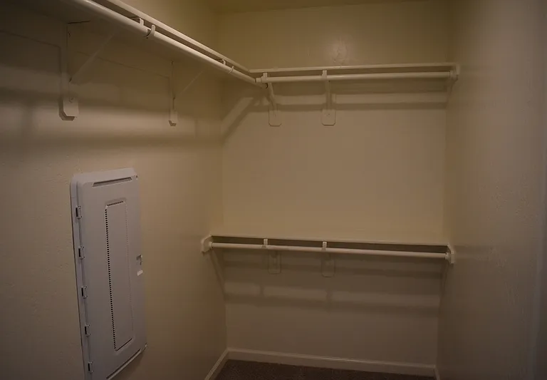 698 Jessie Dr — Photo 29