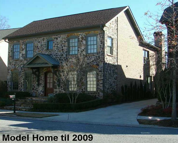 1st image of 620 Concord Lake Cir SE
