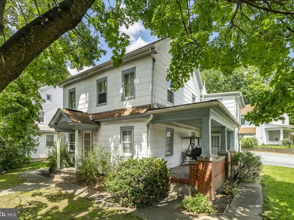 105 W Main 105a St, Leola, PA 17540