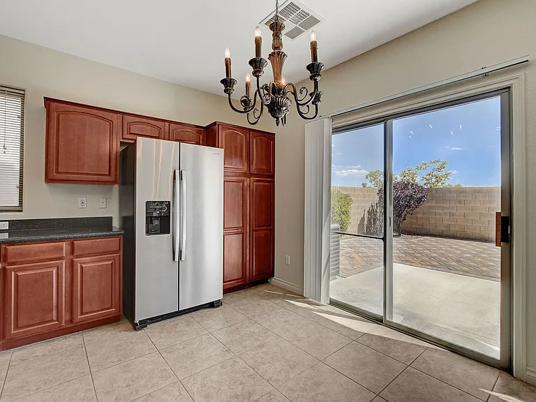 10649 Tuckermans Ave — Photo 16