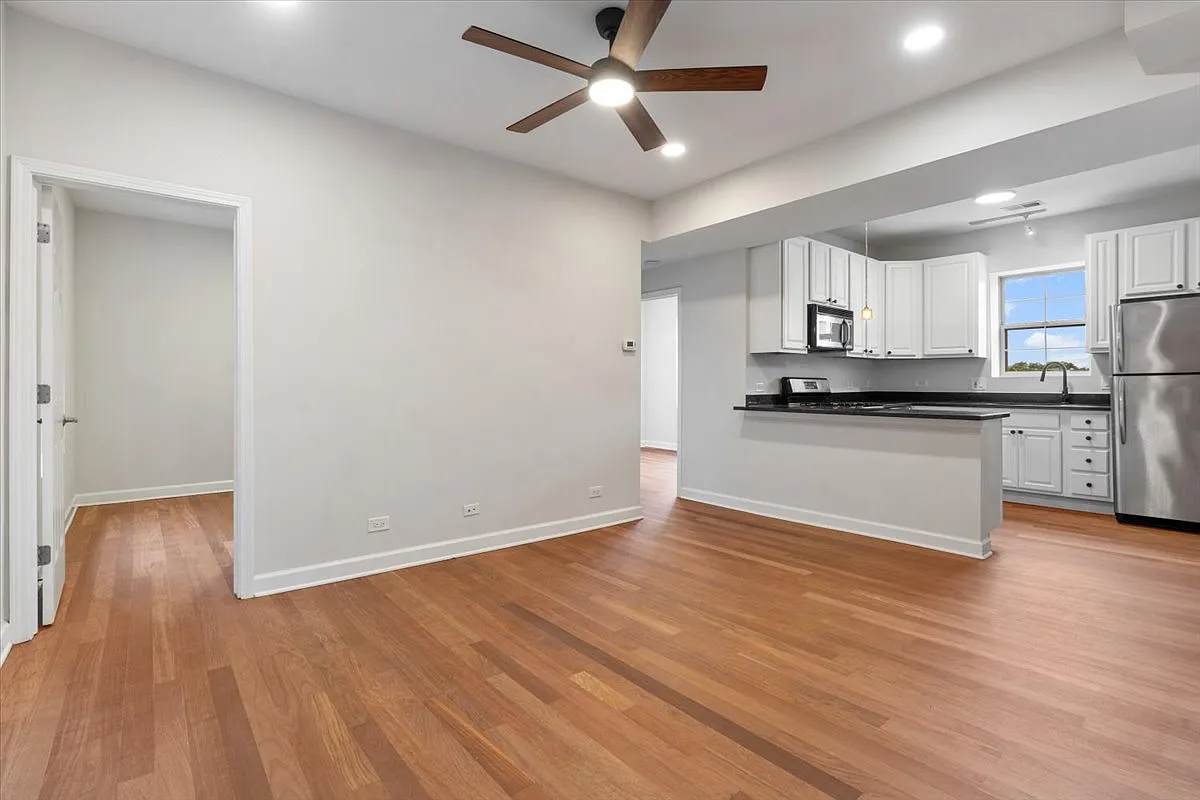 2 bed, $2,150 — Photo 4