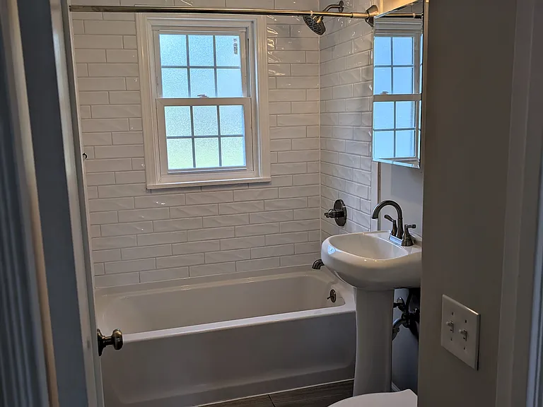 362 Highland Ave — Photo 8